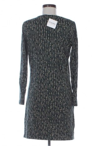 Рокля Essentials, Размер S, Цвят Многоцветен, Цена 8,18 €