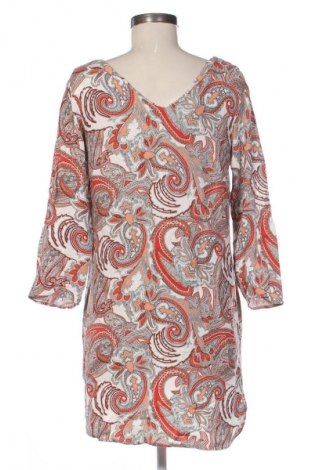 Рокля F&F, Размер S, Цвят Многоцветен, Цена 19,95 €