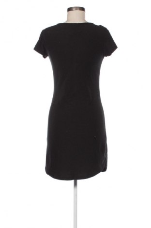 Sukienka Fisherfield, Rozmiar S, Kolor Czarny, Cena 96,99 zł