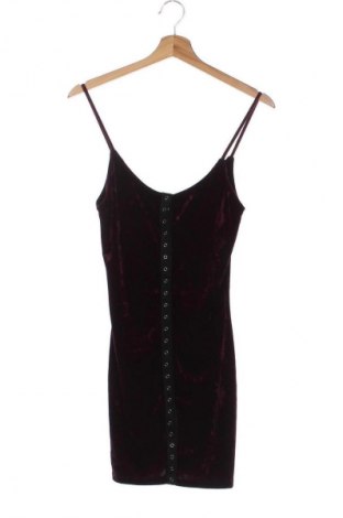 Рокля Forever 21, Размер M, Цвят Лилав, Цена 14,00 €