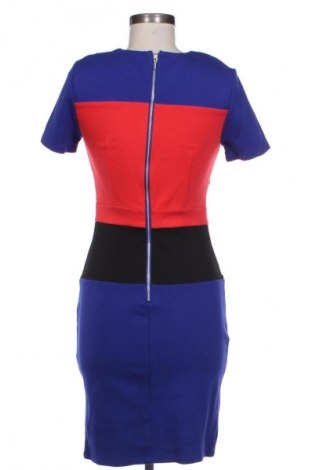 Рокля French Connection, Размер M, Цвят Многоцветен, Цена 42,00 €