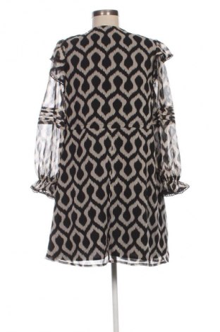 Sukienka Friends Like These, Rozmiar M, Kolor Kolorowy, Cena 290,99 zł