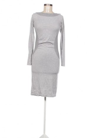 Rochie Gatta, Mărime M, Culoare Gri, Preț 104,10 Lei