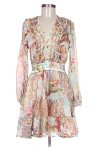 Рокля Guess, Размер S, Цвят Многоцветен, Цена 87,19 €