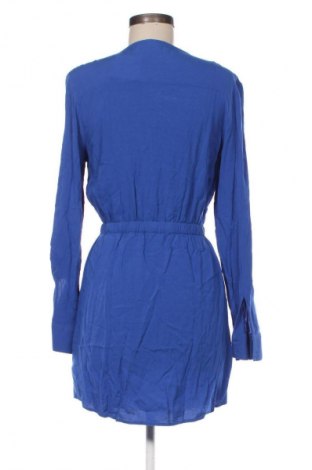 Sukienka Guess, Rozmiar M, Kolor Niebieski, Cena 262,96 zł