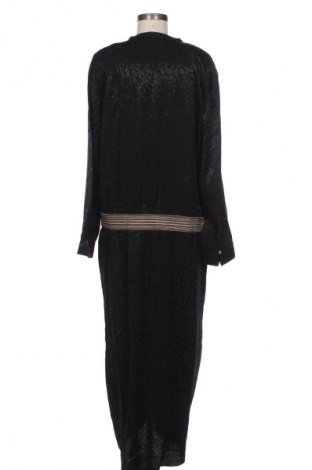 Sukienka Gustav, Rozmiar XL, Kolor Czarny, Cena 963,03 zł