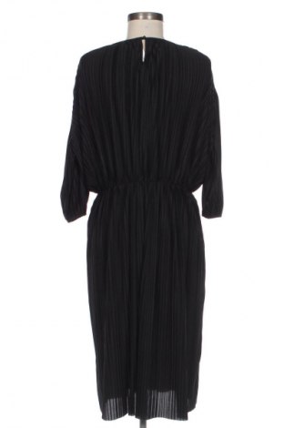 Рокля H&M, Размер S, Цвят Черен, Цена 19,97 €