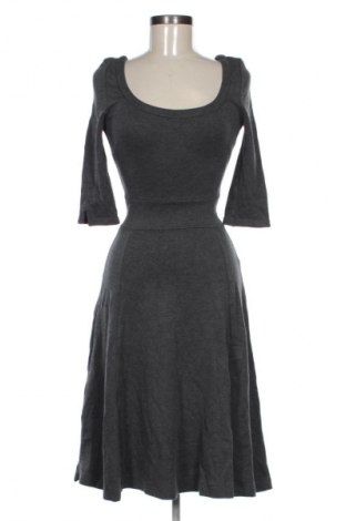 Рокля H&M, Размер S, Цвят Сив, Цена 6,64 €