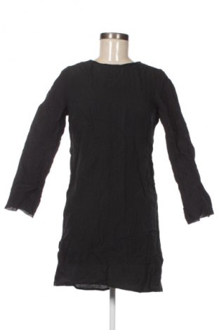 Rochie H&M, Mărime M, Culoare Negru, Preț 29,99 Lei