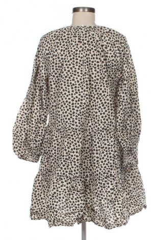 Рокля H&M, Размер M, Цвят Многоцветен, Цена 8,18 €