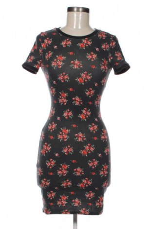 Šaty  H&M Divided, Velikost XS, Barva Vícebarevné, Cena  567,00 Kč