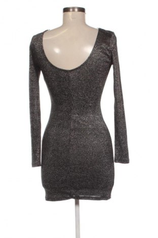 Šaty  H&M Divided, Velikost S, Barva Černá, Cena  129,00 Kč