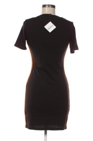 Рокля H&M Divided, Размер M, Цвят Черен, Цена 4,60 €