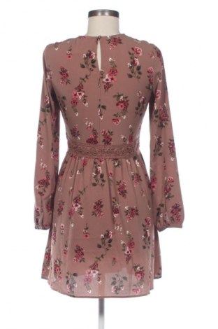 Рокля H&M Divided, Размер S, Цвят Многоцветен, Цена 20,00 €