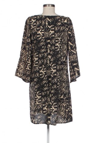 Рокля Ishka, Размер M, Цвят Многоцветен, Цена 20,00 €