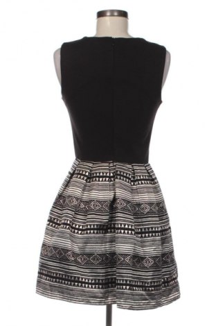 Sukienka Ivivi, Rozmiar S, Kolor Kolorowy, Cena 37,99 zł