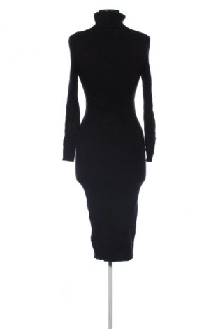 Ruha Ivivi, Méret M, Szín Fekete, Ár 5 229 Ft