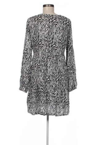 Рокля Janina, Размер M, Цвят Многоцветен, Цена 20,45 €