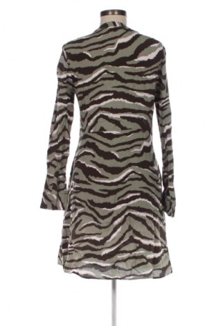 Kleid Juvia, Größe S, Farbe Mehrfarbig, Preis € 30,99