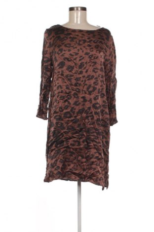 Рокля Juvia, Размер M, Цвят Многоцветен, Цена 14,82 €