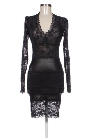 Ruha Kikiriki, Méret S, Szín Fekete, Ár 12 397 Ft