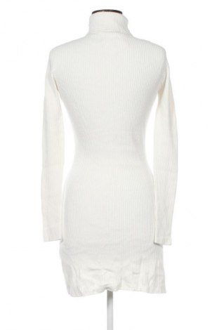 Ruha Kontatto, Méret M, Szín Fehér, Ár 5 159 Ft