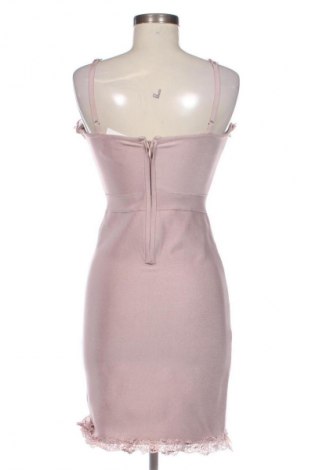 Рокля Lipsy, Размер M, Цвят Пепел от рози, Цена 16,87 €