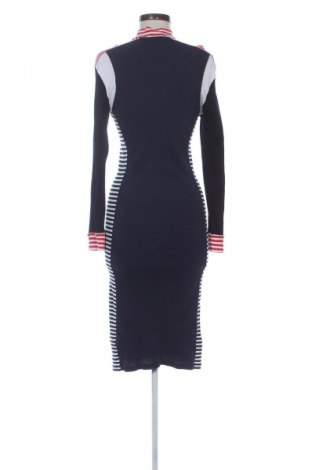 Рокля Mads Norgaard, Размер M, Цвят Многоцветен, Цена 179,72 €