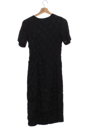 Šaty  Mango, Velikost XS, Barva Černá, Cena  482,00 Kč