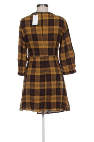 Kleid Mango, Größe M, Farbe Mehrfarbig, Preis 39,37 €