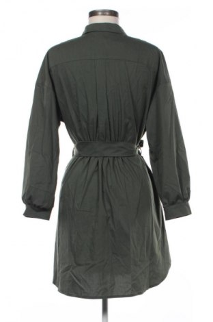 Kleid Marina, Größe M, Farbe Grün, Preis 24,45 €