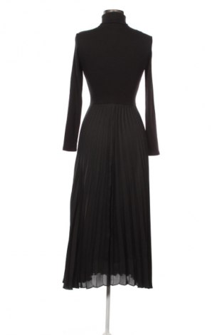 Šaty  Massimo Dutti, Velikost XS, Barva Černá, Cena  2 654,00 Kč