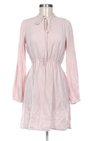 Рокля Mohito, Размер XS, Цвят Пепел от рози, Цена 37,41 €