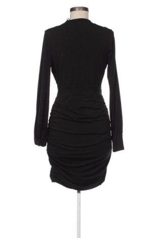 Рокля Mohito, Размер M, Цвят Черен, Цена 19,97 €