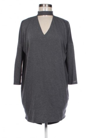 Sukienka Mohito, Rozmiar S, Kolor Szary, Cena 97,99 zł