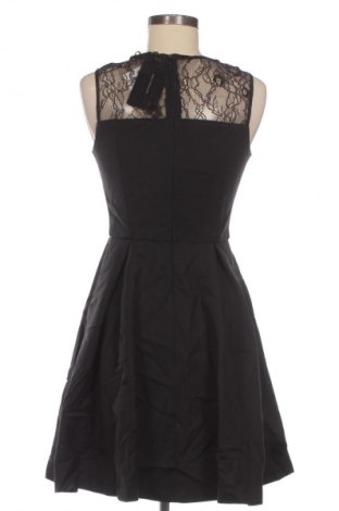 Рокля Mohito, Размер M, Цвят Черен, Цена 32,00 €