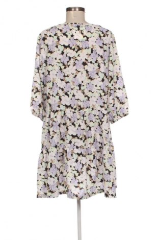 Šaty  ONLY, Velikost M, Barva Vícebarevné, Cena  179,00 Kč