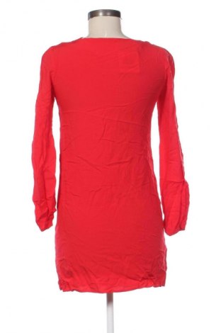 Рокля Oodji, Размер S, Цвят Червен, Цена 8,18 €