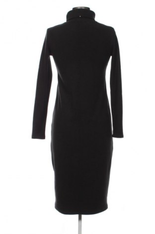 Рокля Poema, Размер S, Цвят Черен, Цена 24,55 €