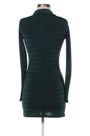 Рокля Pull&Bear, Размер S, Цвят Зелен, Цена 8,69 €