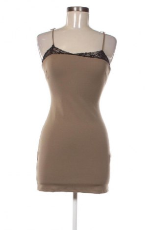 Рокля Pull&Bear, Размер S, Цвят Кафяв, Цена 26,07 €