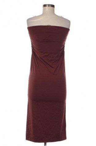 Рокля Pull&Bear, Размер S, Цвят Червен, Цена 26,07 €