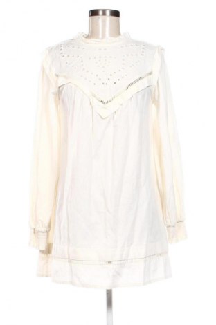 Рокля Pull&Bear, Размер M, Цвят Екрю, Цена 20,00 €