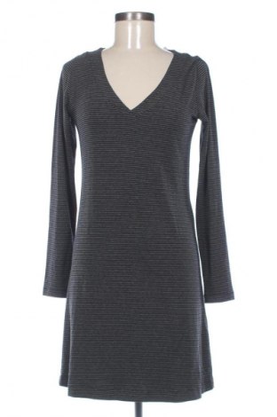 Рокля Queen Mum, Размер M, Цвят Многоцветен, Цена 25,00 €