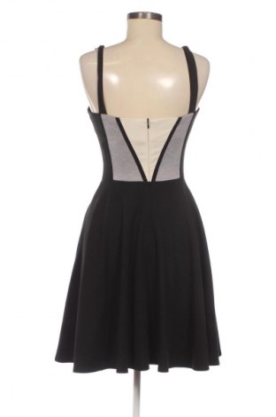 Рокля Rabarbar, Размер S, Цвят Многоцветен, Цена 47,91 €