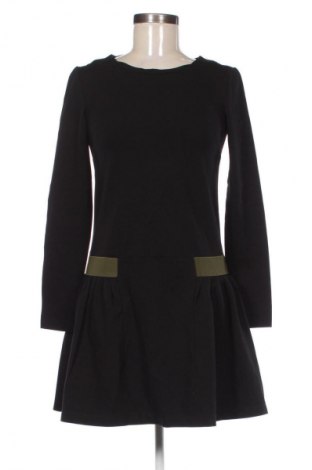 Sukienka Reserved, Rozmiar XS, Kolor Czarny, Cena 107,17 zł