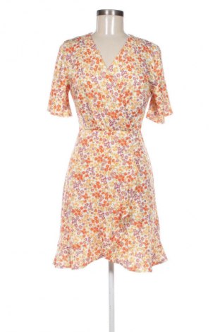 Рокля Reserved, Размер S, Цвят Многоцветен, Цена 23,00 €