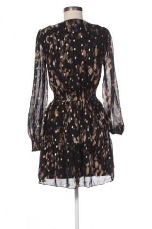 Рокля Reserved, Размер XS, Цвят Многоцветен, Цена 7,66 €