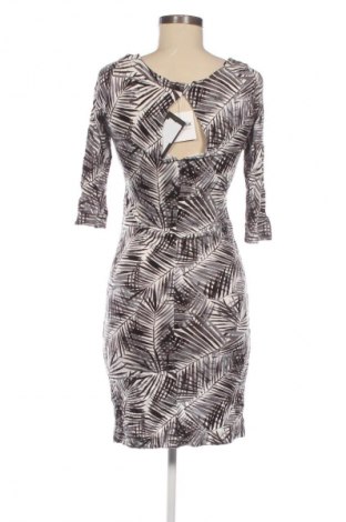 Рокля Reserved, Размер S, Цвят Многоцветен, Цена 32,00 €