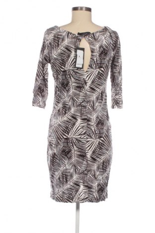 Рокля Reserved, Размер M, Цвят Многоцветен, Цена 32,00 €